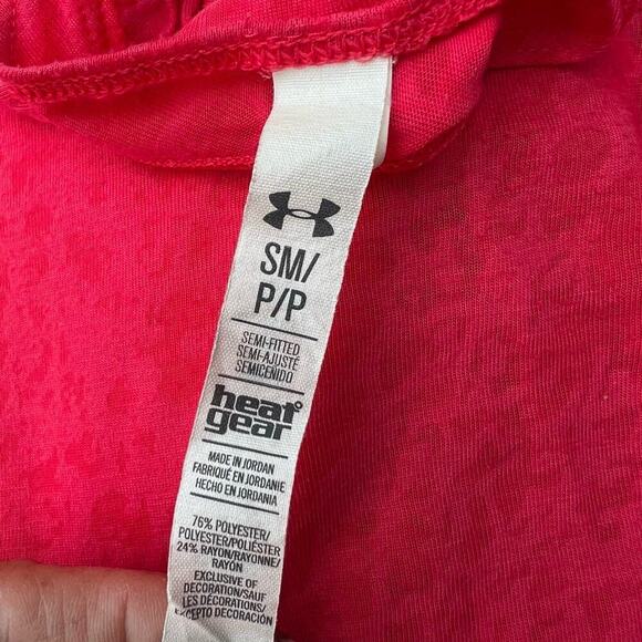 Under Armour semi fitted, Heat Gear, racer back with knot, tank women's size S - Picture 5 of 5